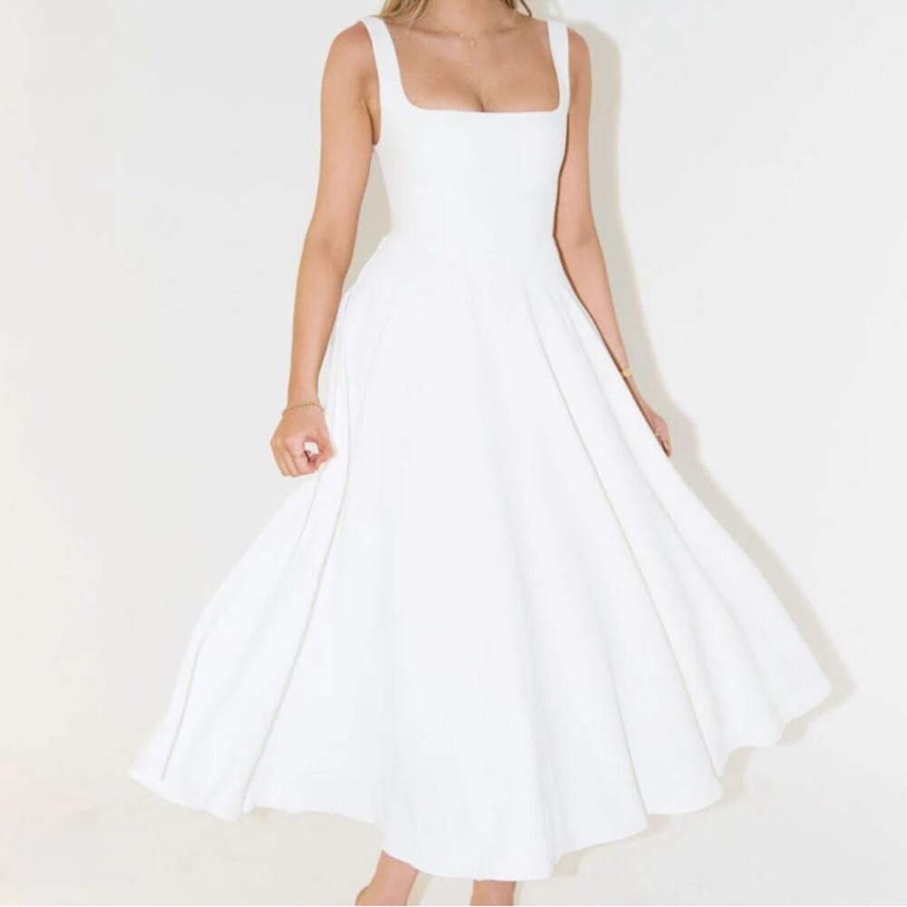 Odd Muse The Ultimate Muse White Sleeveless Dress size large square neck midi